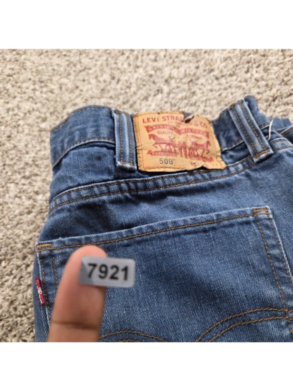 Levi's 508 Jeans 38x32 Regular Taper Blue Denim Dark Wash - Picture 6 of 6